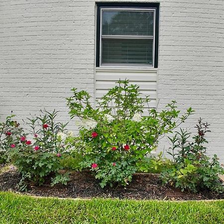 Cozy Townhome Retreat With King Bed Near I-10, Capitol, Fsu & Famu Tallahassee Exterior photo